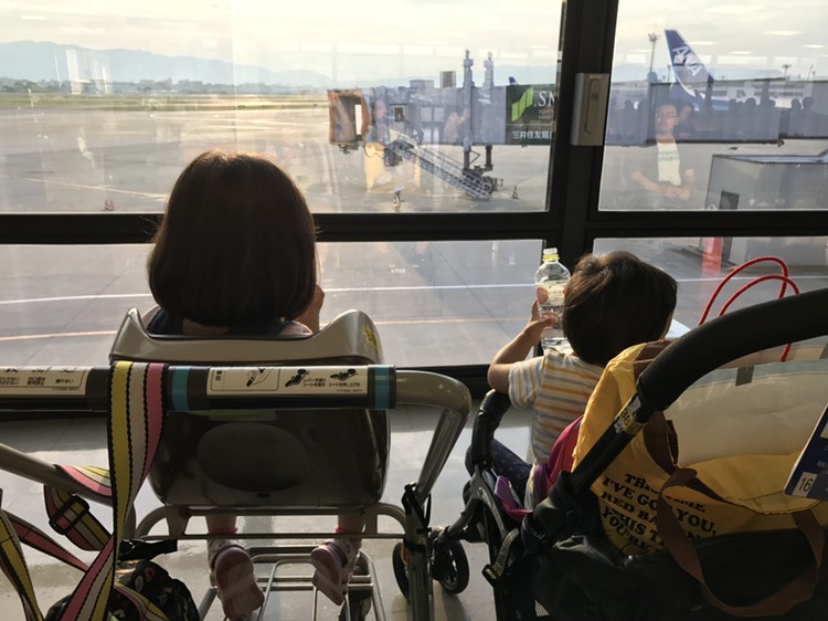 【ママさん体験記】親子で飛行機に。空港で楽しく過ごしました！